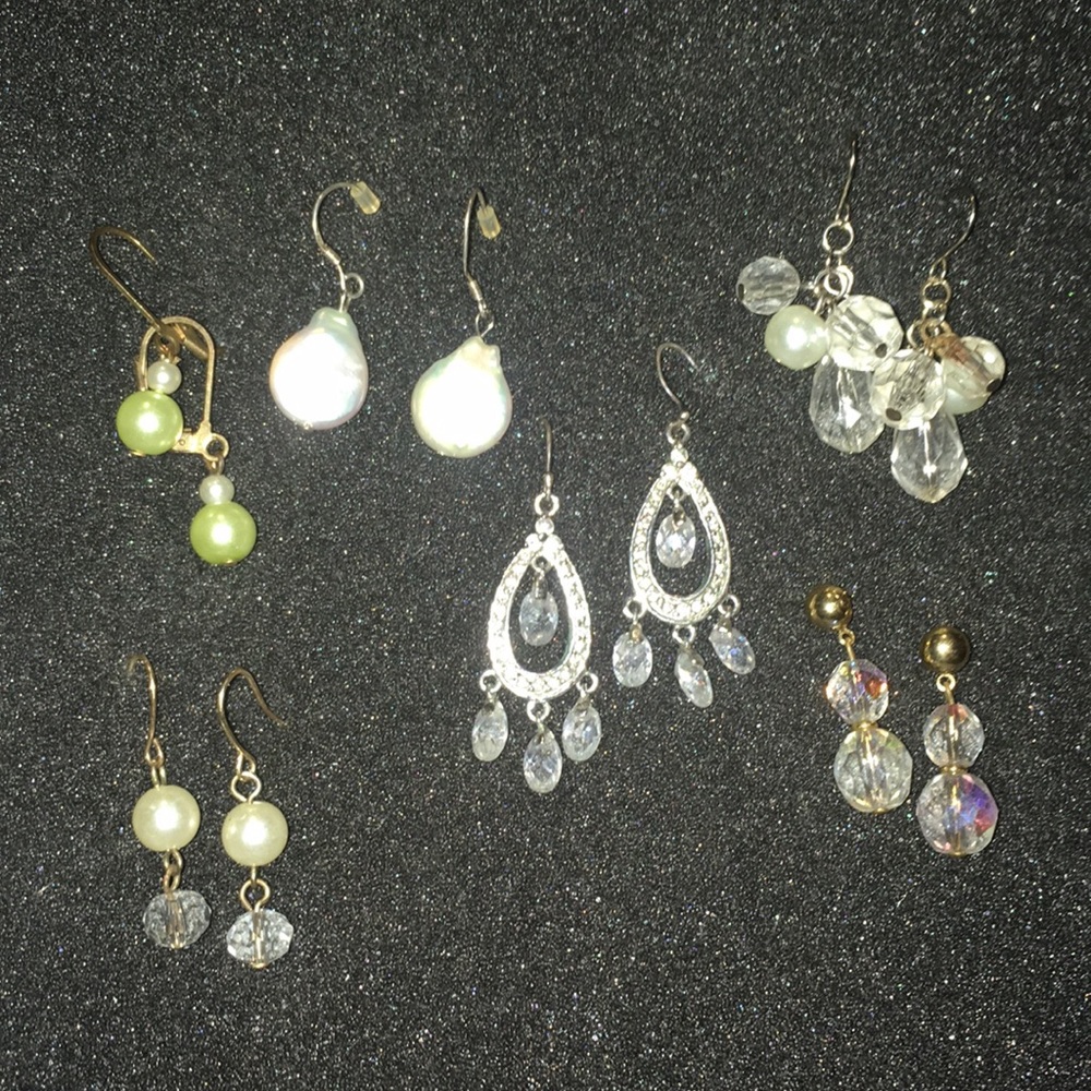 6 pair of earrings